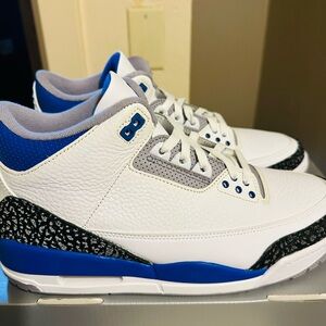 Jordan Athletic Shoes White and Blue